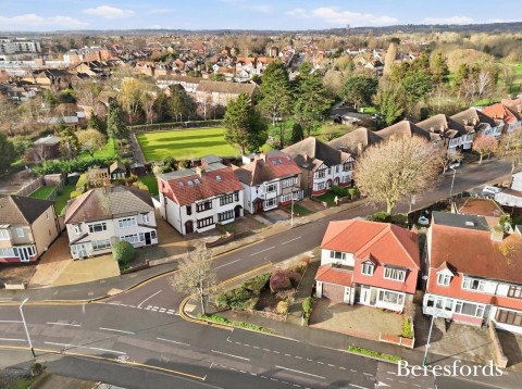 Click the photo for more details of Gidea Park