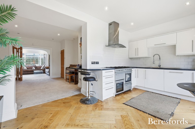 Images for Gidea Park