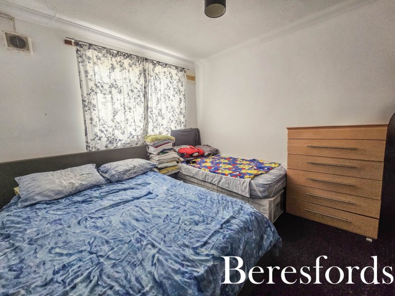 Images for Kingsbridge Circus, Romford