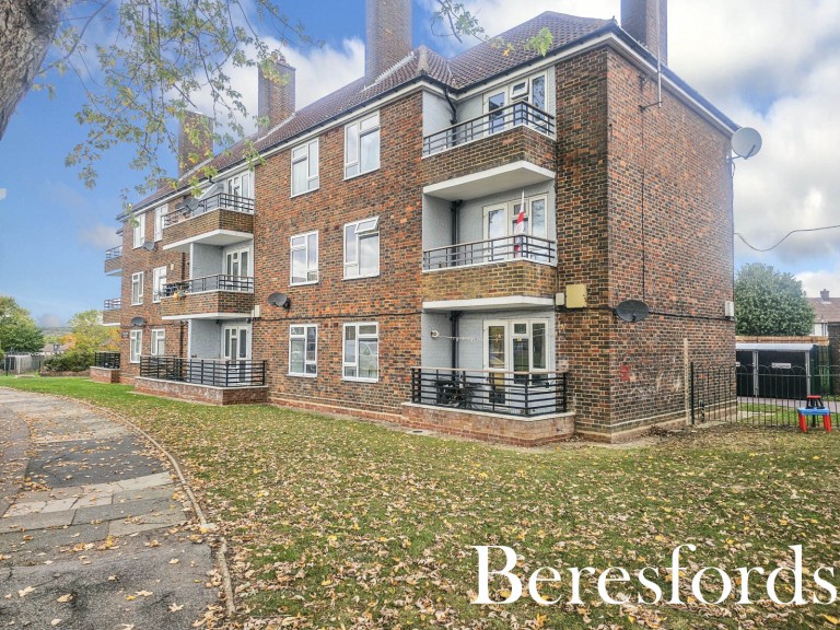 Images for Kingsbridge Circus, Romford