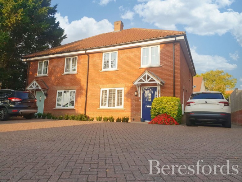 Click the photo for more details of Dunmow, Essex