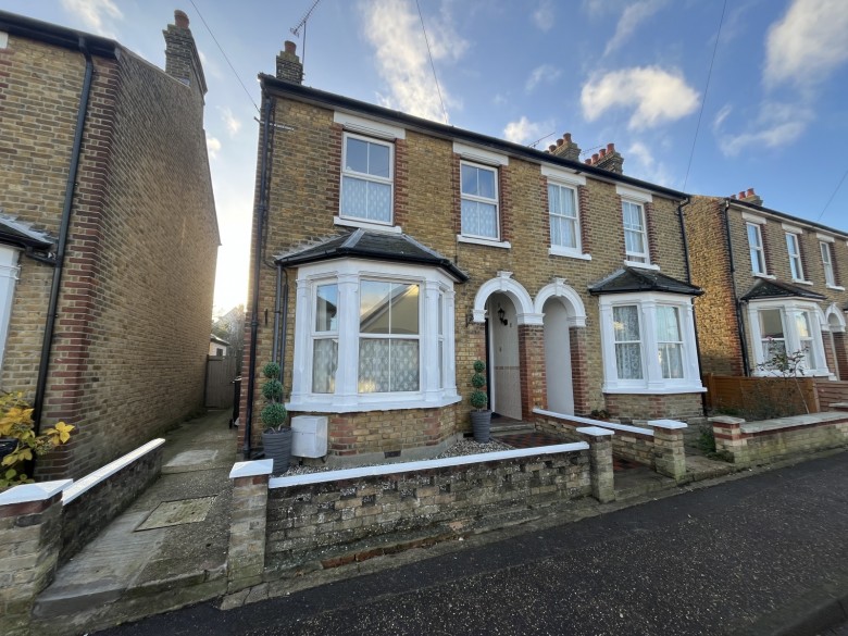 Click the photo for more details of Victoria Road, Maldon, Essex