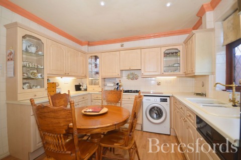 Click the photo for more details of Gidea Park