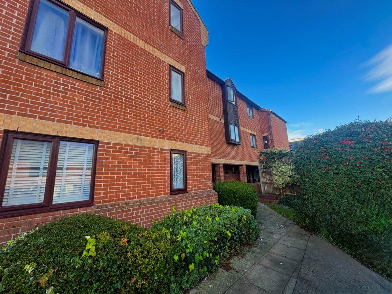 Click the photo for more details of Winnock Road, Colchester, Essex