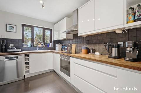 Click the photo for more details of Broomfield, Chelmsford, Essex
