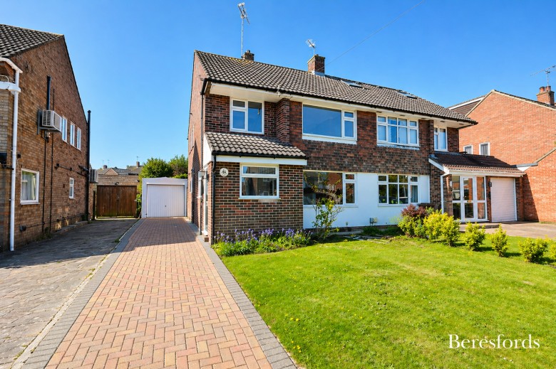 Click the photo for more details of Nabbott Road, Chelmsford, Essex