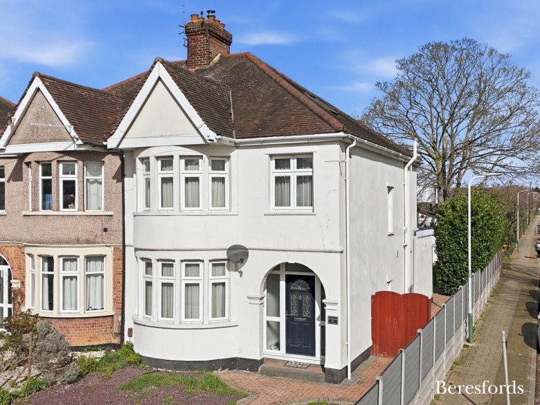 Click the photo for more details of Hornchurch