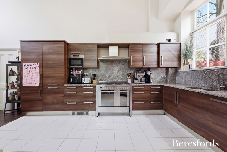Images for Gidea Park