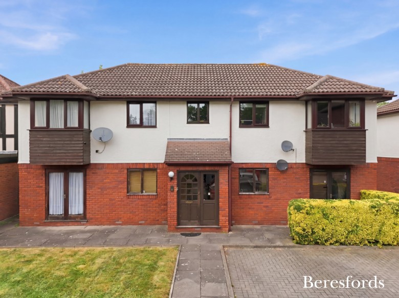 Click the photo for more details of Jutsums Lane, Romford