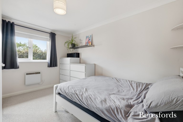 Images for Jutsums Lane, Romford
