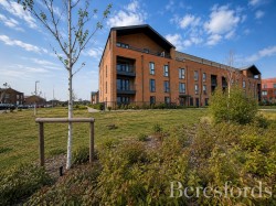Images for Finlay Gardens, Hornchurch