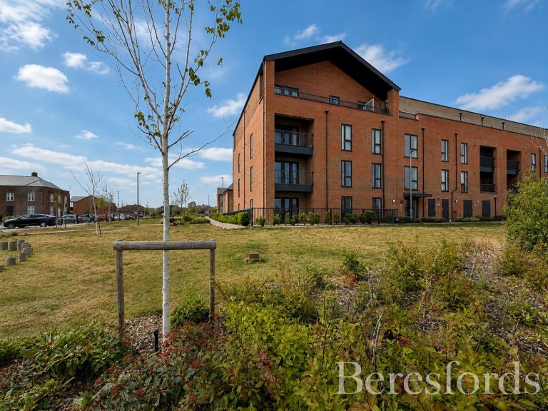 Images for Finlay Gardens, Hornchurch