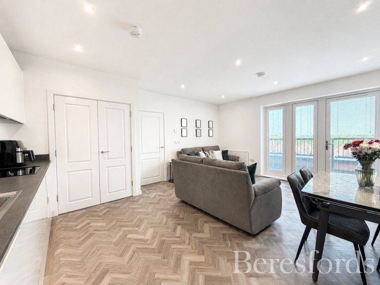 Images for Finlay Gardens, Hornchurch