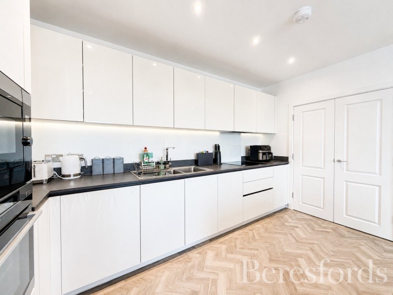 Images for Finlay Gardens, Hornchurch