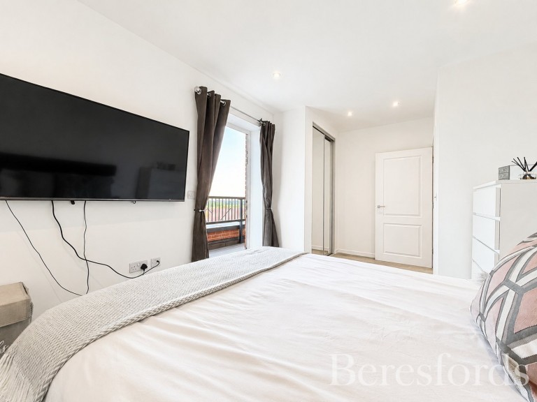 Images for Finlay Gardens, Hornchurch