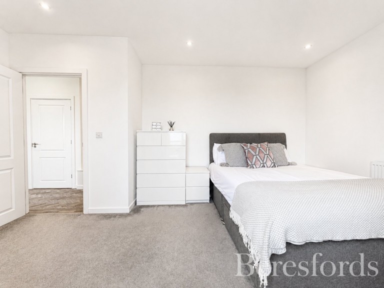 Images for Finlay Gardens, Hornchurch