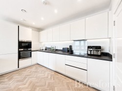 Images for Finlay Gardens, Hornchurch