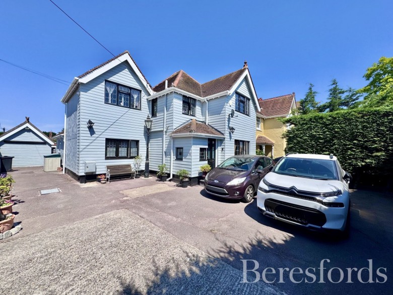 Click the photo for more details of Kirby Cross, Frinton-on-Sea, Essex