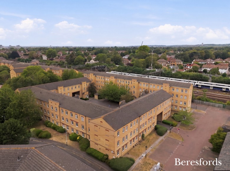 Click the photo for more details of Gidea Park, Romford