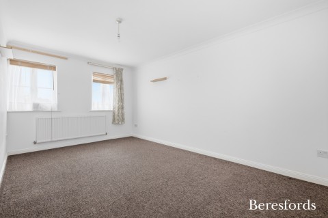 Click the photo for more details of Gidea Park, Romford