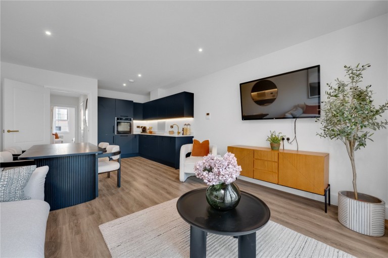 Images for Jubilee Gardens, Weybridge, Surrey