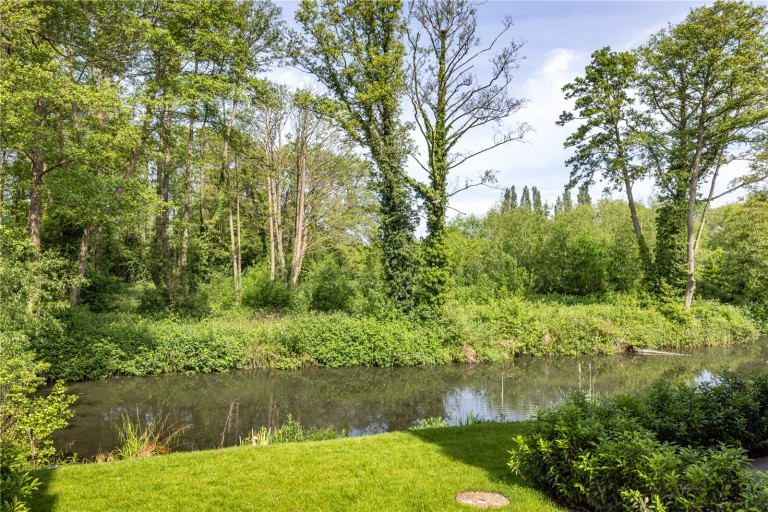 Images for Jubilee Gardens, Weybridge, Surrey