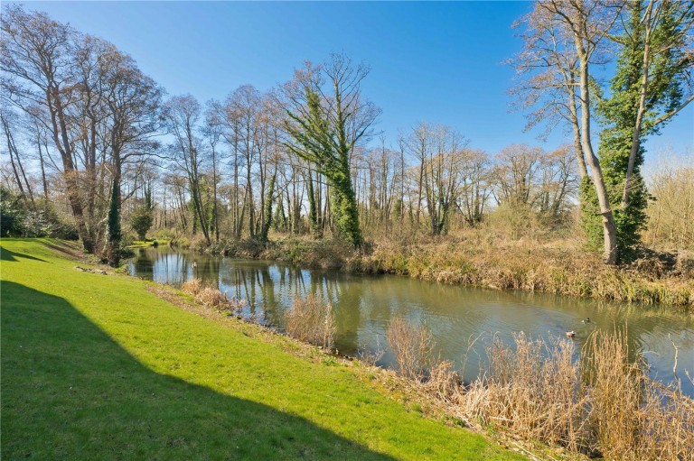 Images for Jubilee Gardens, Weybridge, Surrey