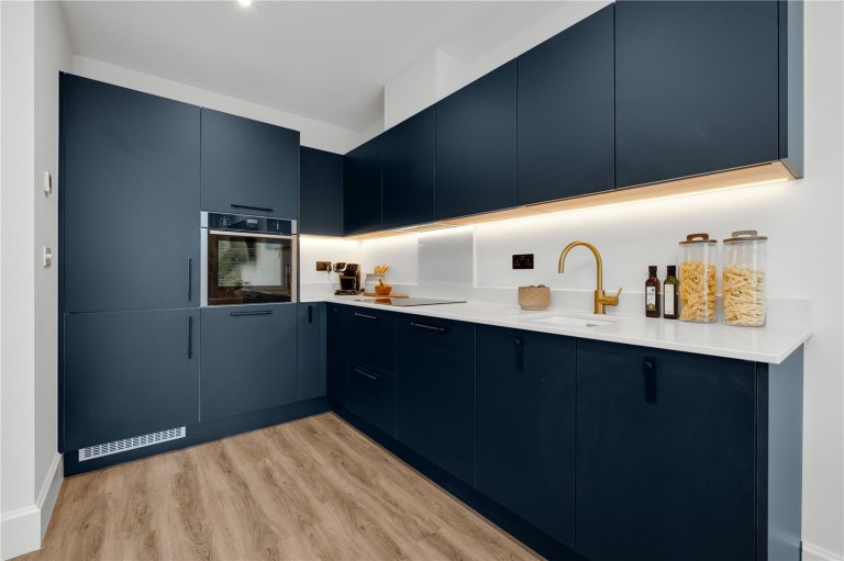 Images for Jubilee Gardens, Weybridge, Surrey