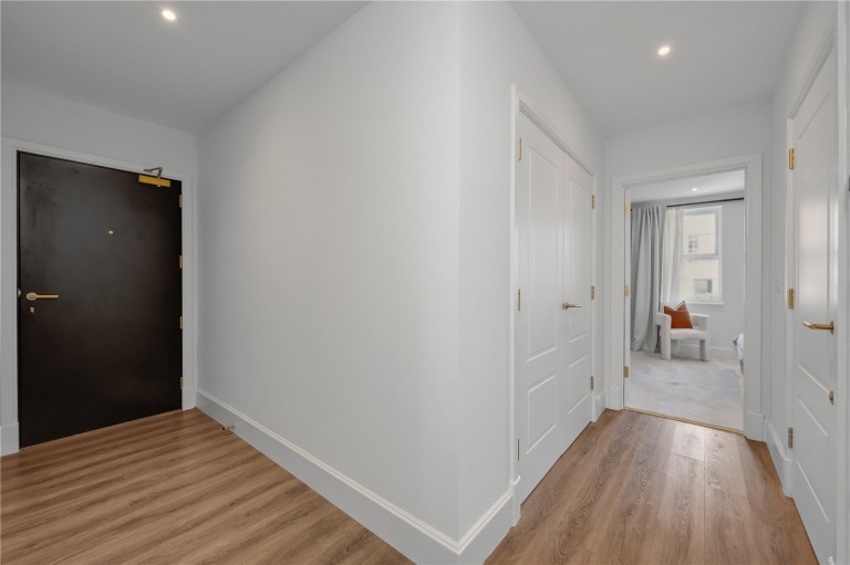Images for Jubilee Gardens, Weybridge, Surrey