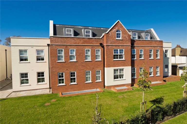 Images for Jubilee Gardens, Weybridge, Surrey