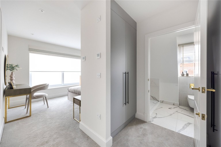 Images for Jubilee Gardens, Weybridge, Surrey