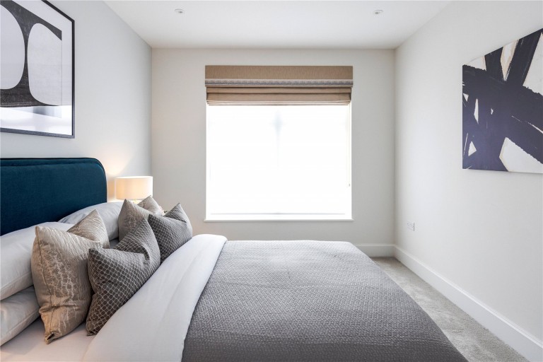 Images for Jubilee Gardens, Weybridge, Surrey