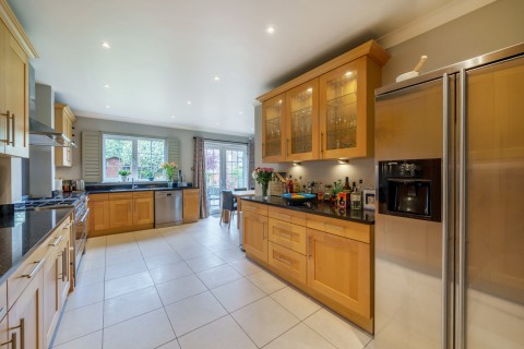 Click the photo for more details of Bray Road, Guildford, GU2