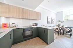 Images for The Courtyard, West Street, Farnham,