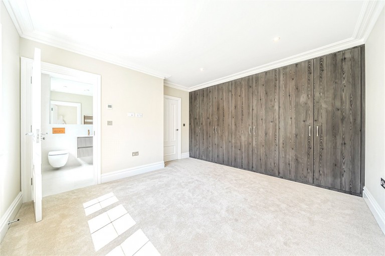 Images for Orchard Walls, Effingham, Surrey