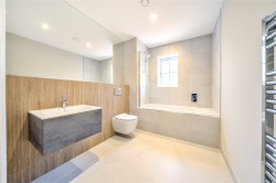 Images for Orchard Walls, Effingham, Surrey