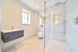 Images for Orchard Walls, Effingham, Surrey