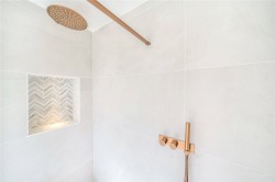Images for Orchard Walls, Effingham, Surrey