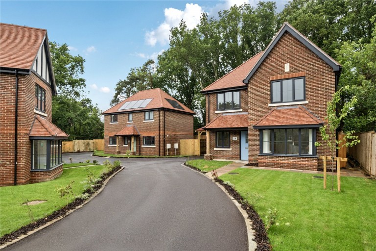 Images for Gadbridge Lane, Ewhurst, Cranleigh