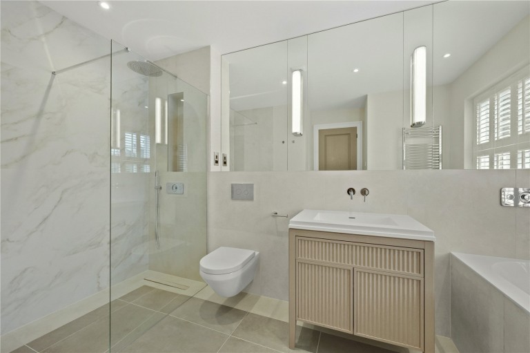 Images for Pine Grove, Weybridge