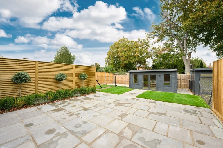 Images for Pine Grove, Weybridge