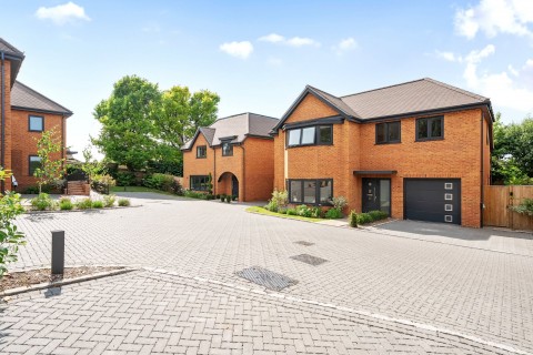 Click the photo for more details of Leatherhead Road, Great Bookham, Surrey