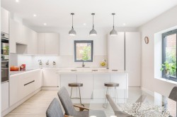 Images for Leatherhead Road, Great Bookham, Surrey