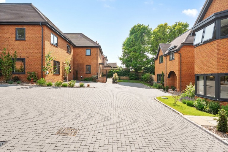 Images for Leatherhead Road, Great Bookham, Surrey