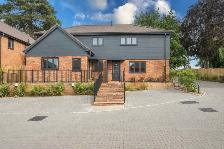 Images for Leatherhead Road, Great Bookham, Surrey