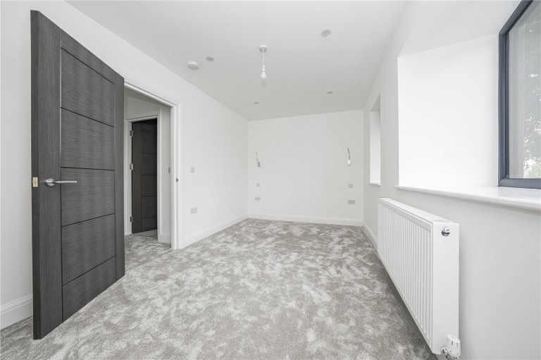 Images for Grand Drive, Raynes Park, London