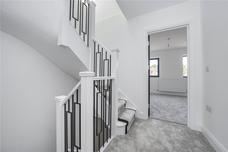 Images for Grand Drive, Raynes Park, London