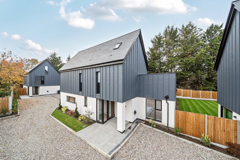 Images for Kingfield Green, Woking