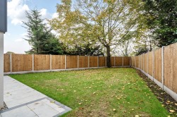 Images for Kingfield Green, Woking