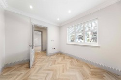 Images for Woodland Grove, Weybridge, Surrey